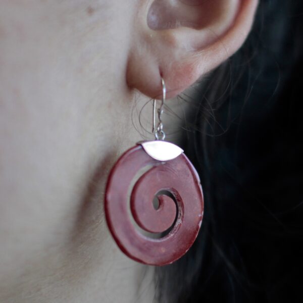 Coral Scroll Design Silver Earrings - Image 4