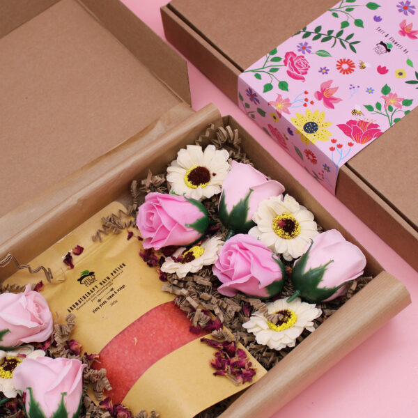 Wild Hare Bath Salt & Flowers Sets