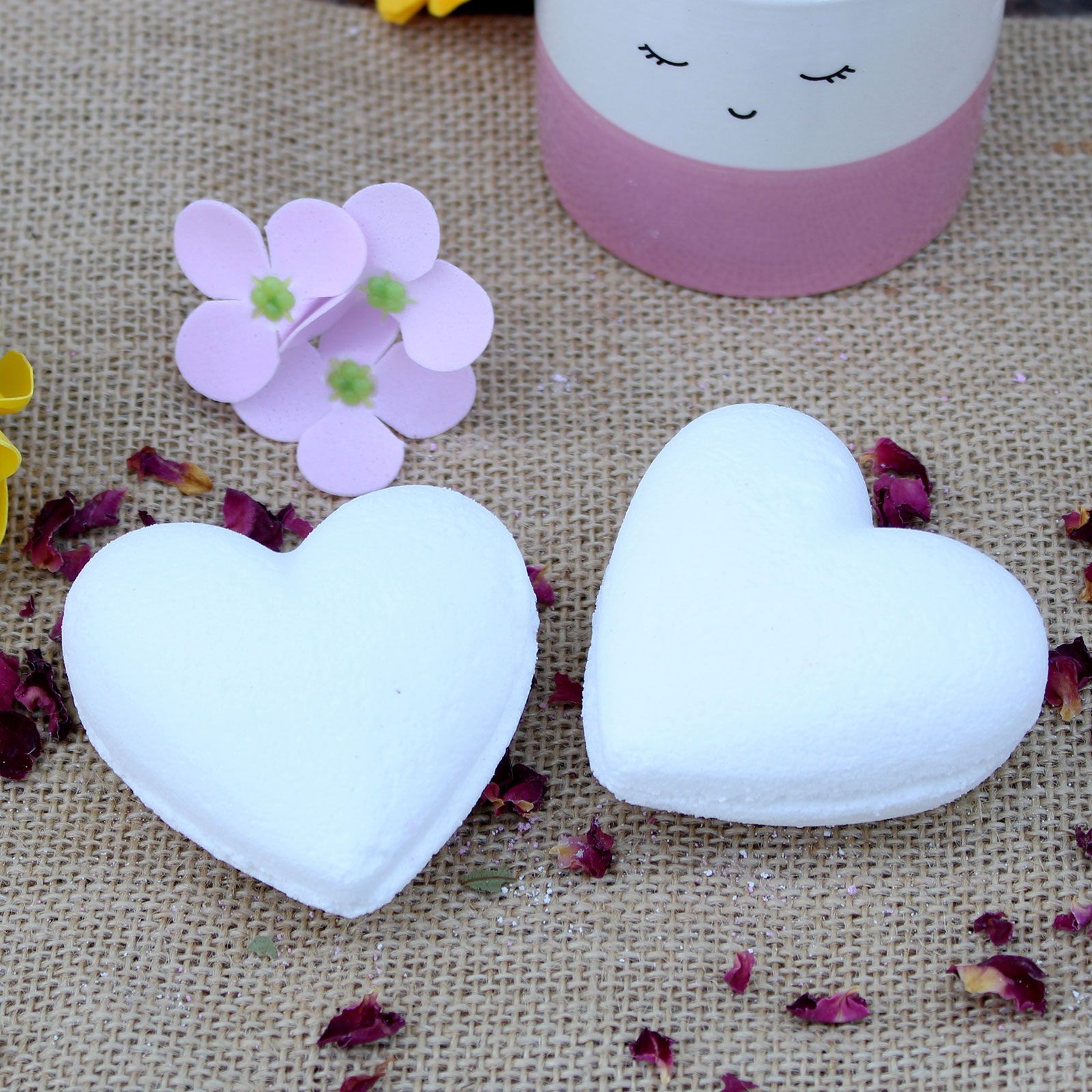 Love Heart Bath Bomb 70g - Coconut - Image 2