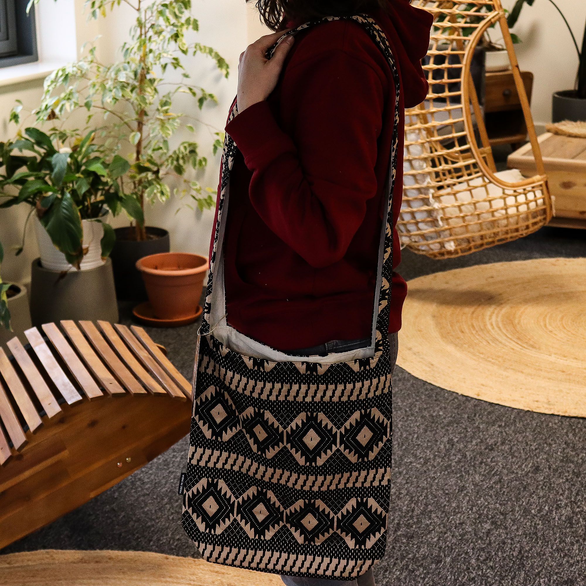 Jacquard Natural Bags - Desert Loom - Nomad Carryall - Image 4