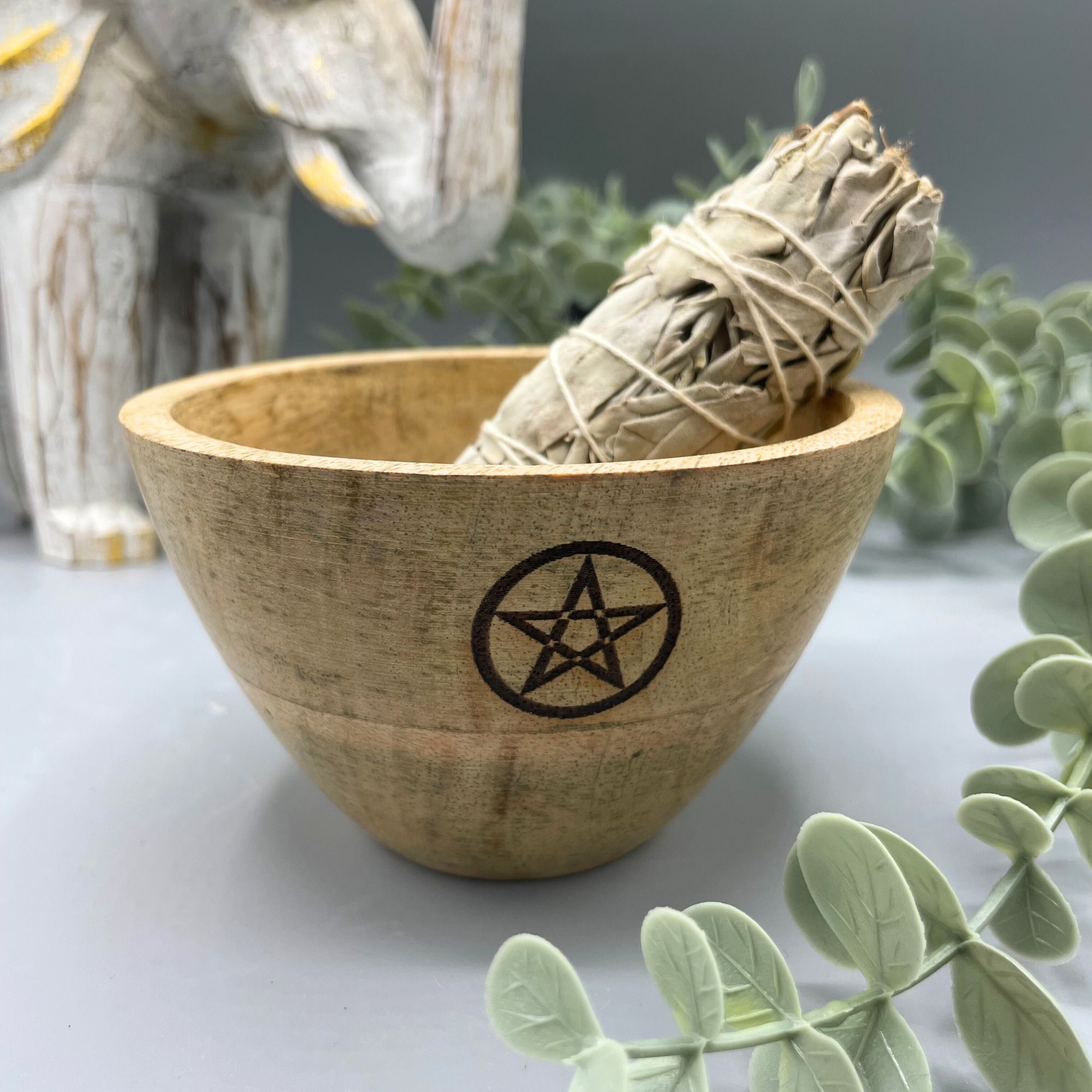 Wooden Smudge and Ritual Offerings Bowl - Pentagram - 11x7cm - Image 2