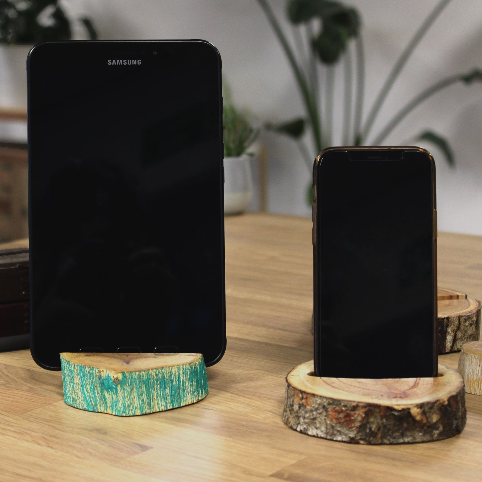 Lrg Gamal Wood Phone Holder - Greenwash - Image 7