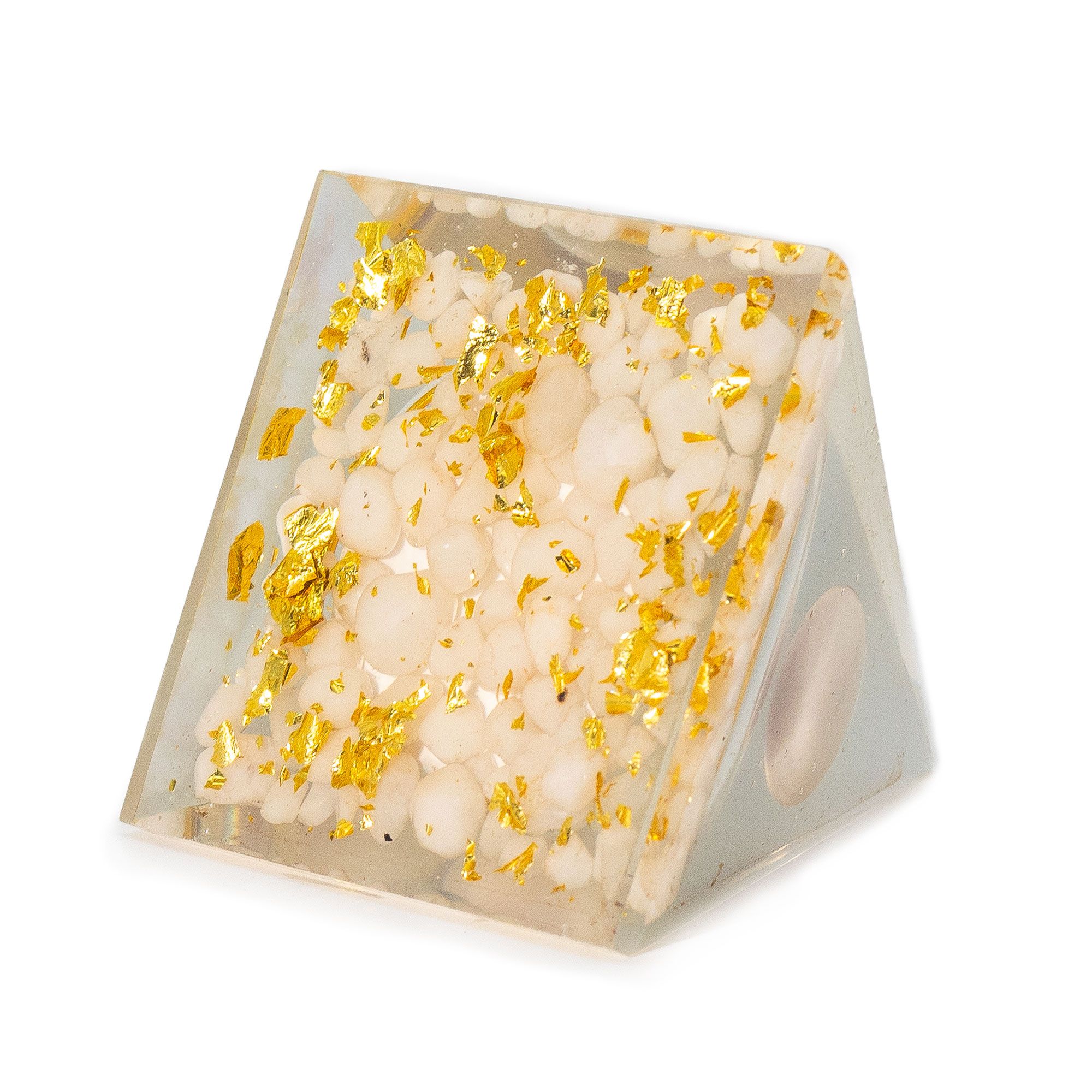 Med Organite Pryamids 7x6cm - Floating Quatz Sphere - Quatz Chunks - Image 3