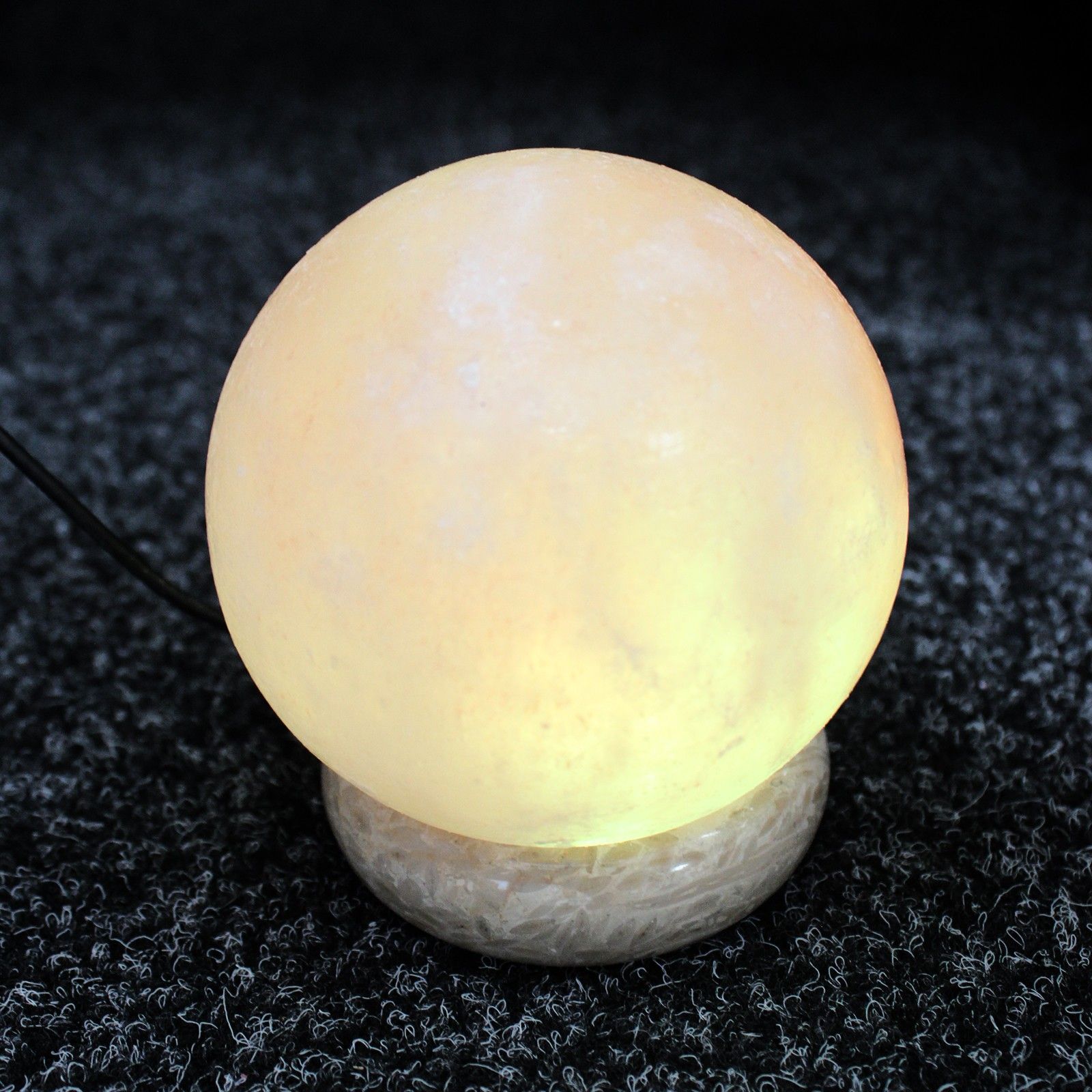 Quality USB Ball Salt Lamp - 8 cm (multi) - Image 4