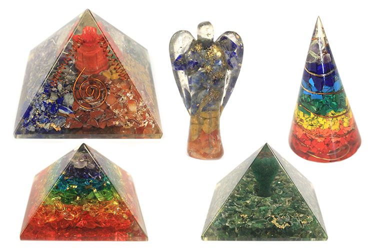 Orgonite Pyramid - Om Chakra - 70 mm - Image 3