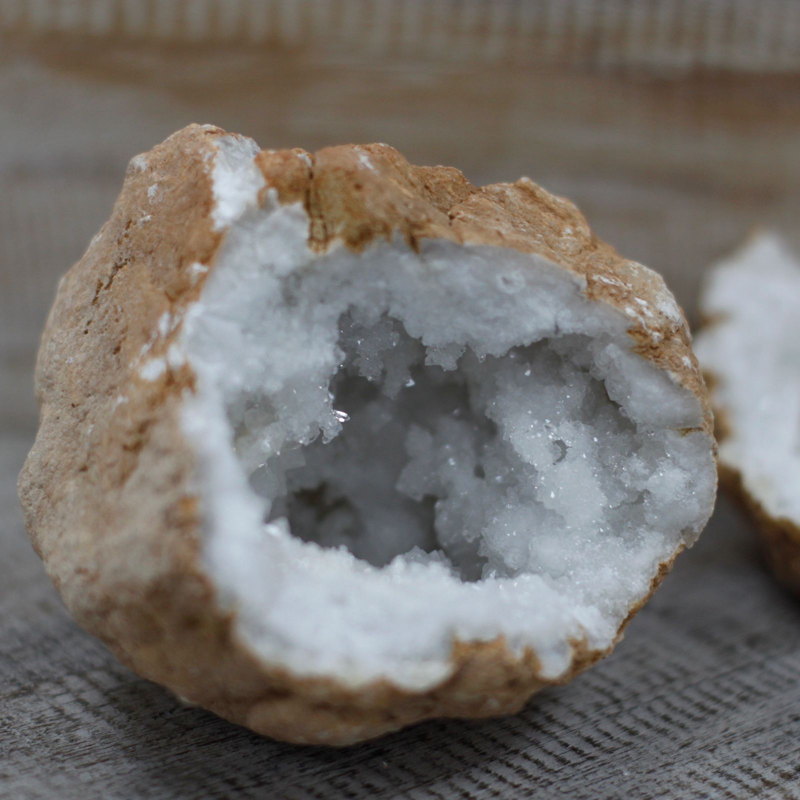 Calsite Geodes - 10-12 cm - Image 4