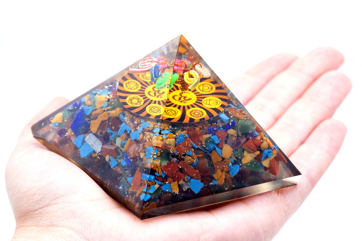 Orgonite Pyramid - Om Chakra - 70 mm - Image 2