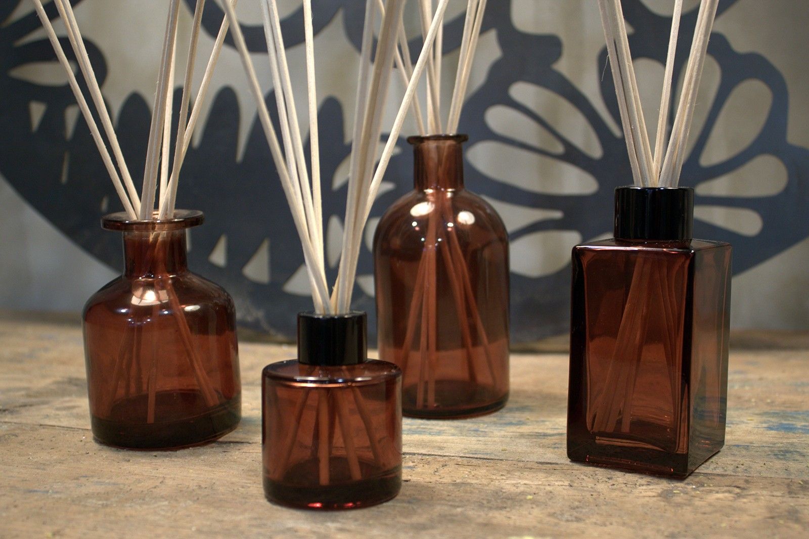 140 ml Round Alchemist Reed Diffuser Bottle - Brown - Image 3