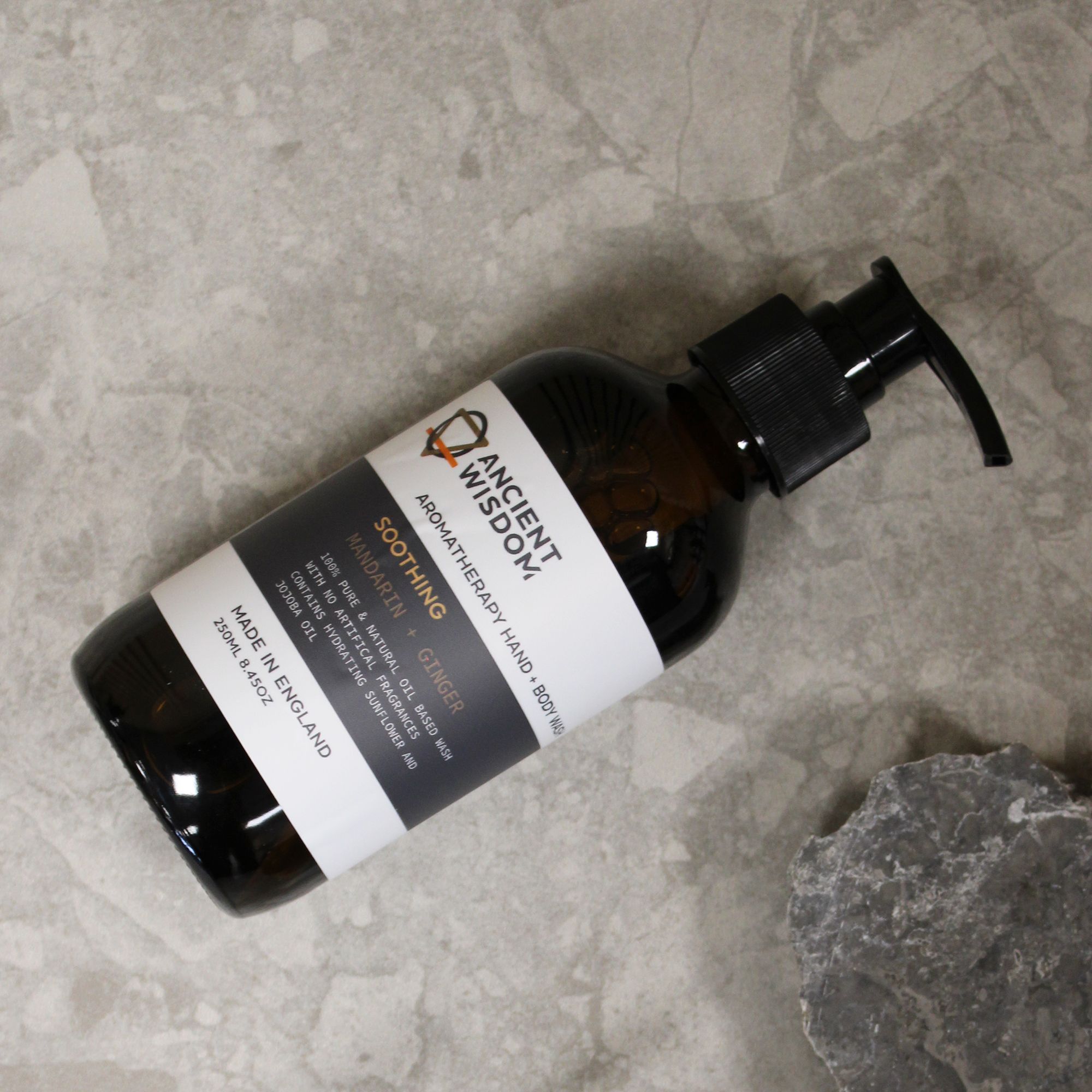 Tangerine, Ylang & Patchouli Hand & Body Wash 250ml - Image 4