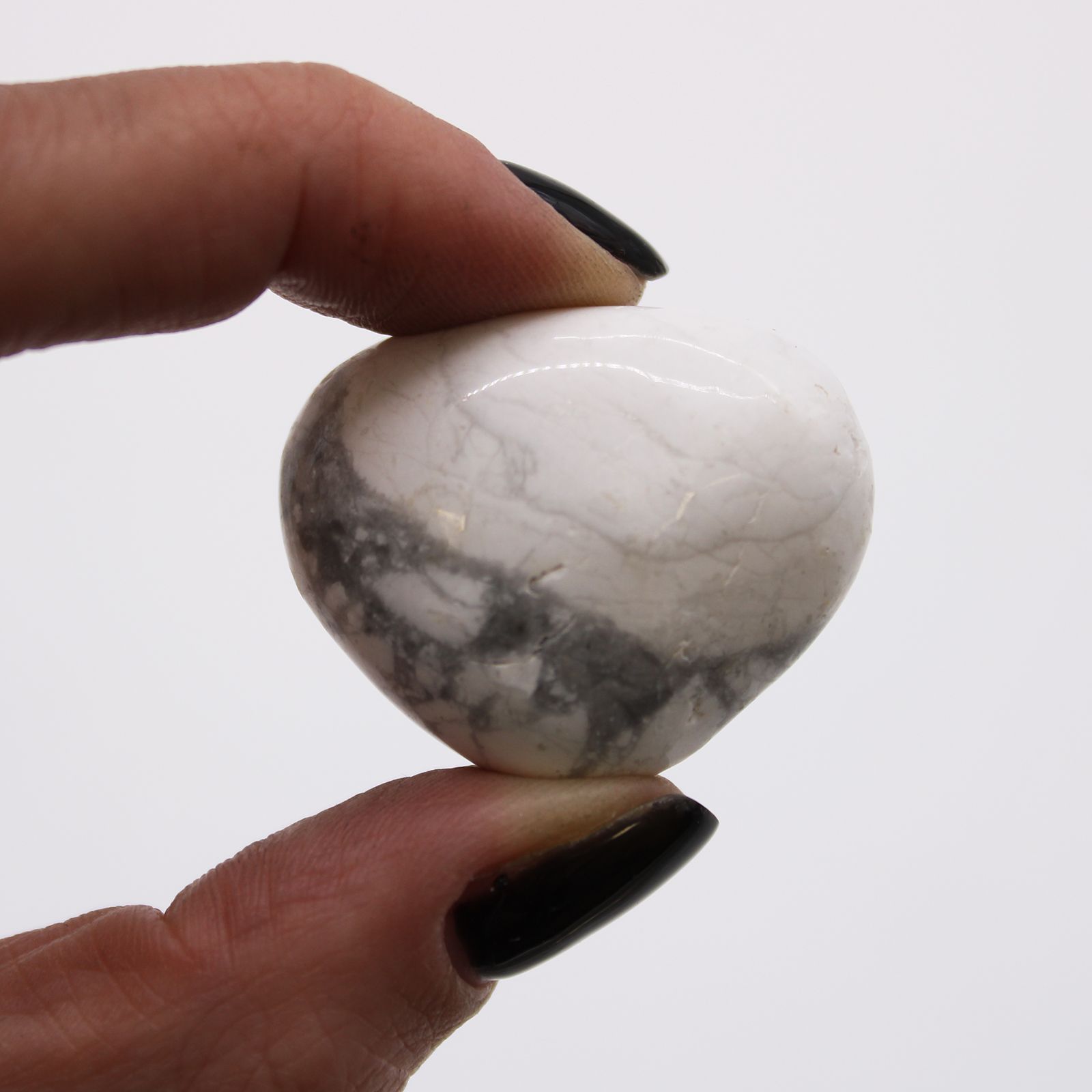 Medium African Tumble Stones - White Howlite - Magnesite - Image 2