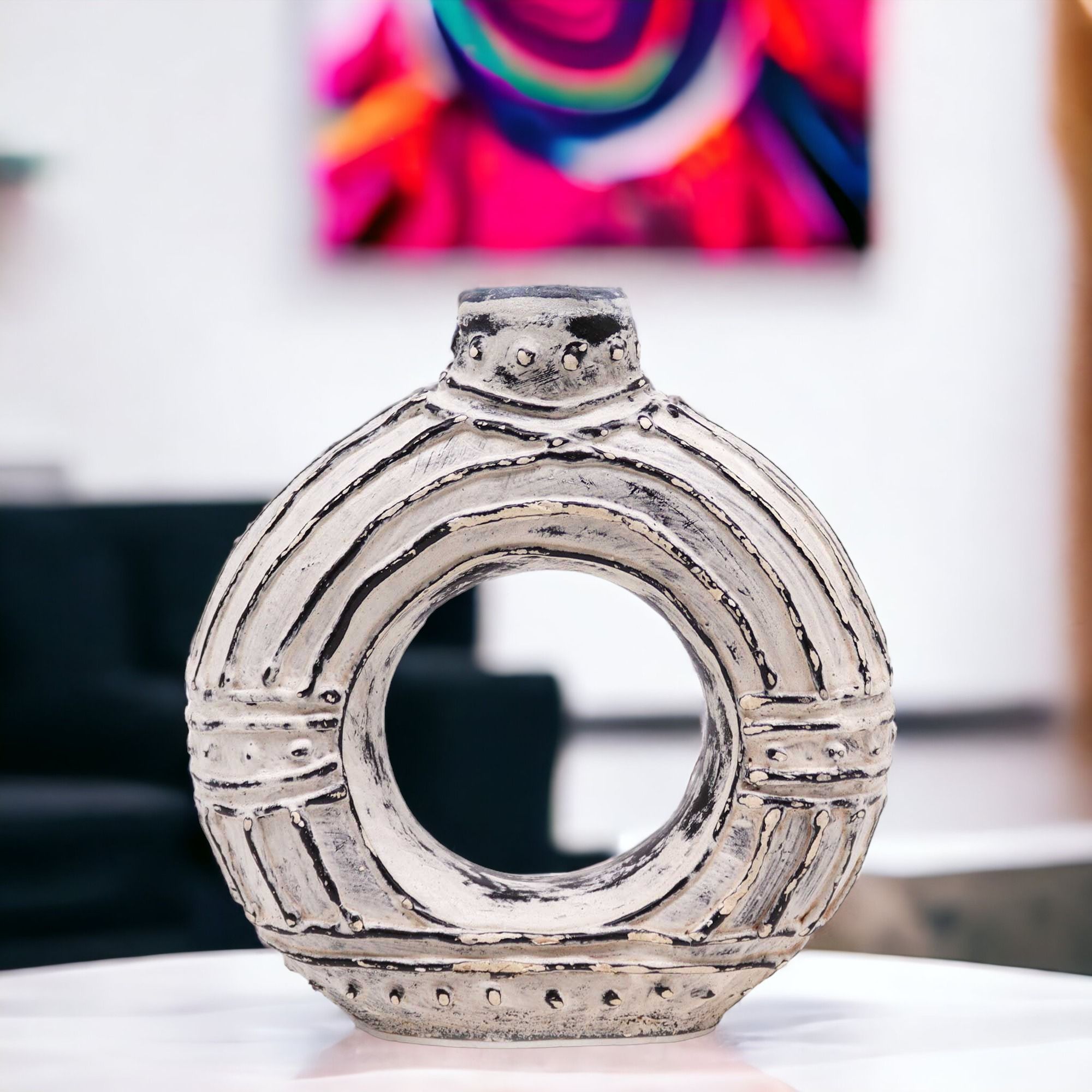 Round Donut Shaped Vase - Cream 18cm - Image 3