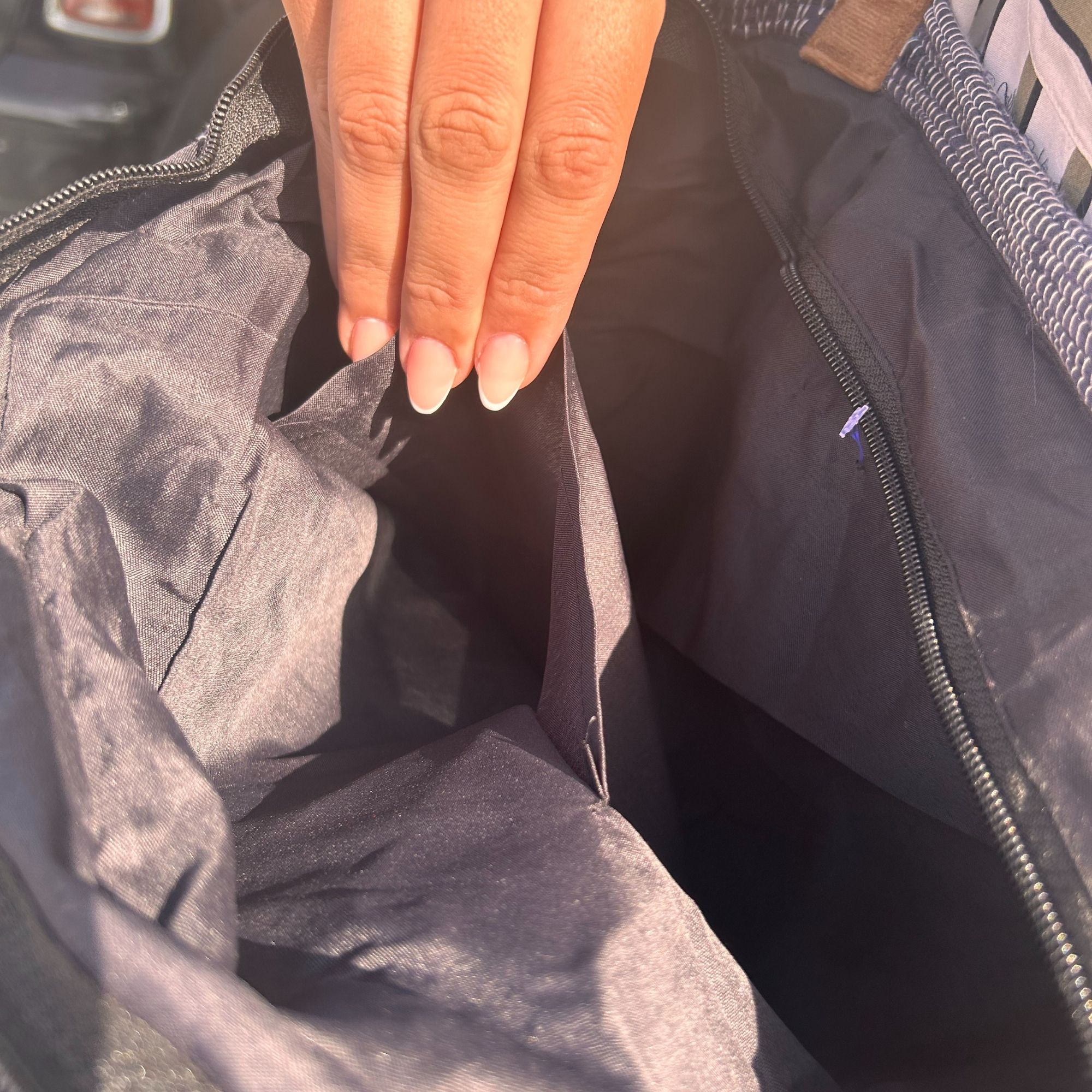 Recycled Big Rug Bag - Shades of Dusk - Image 4