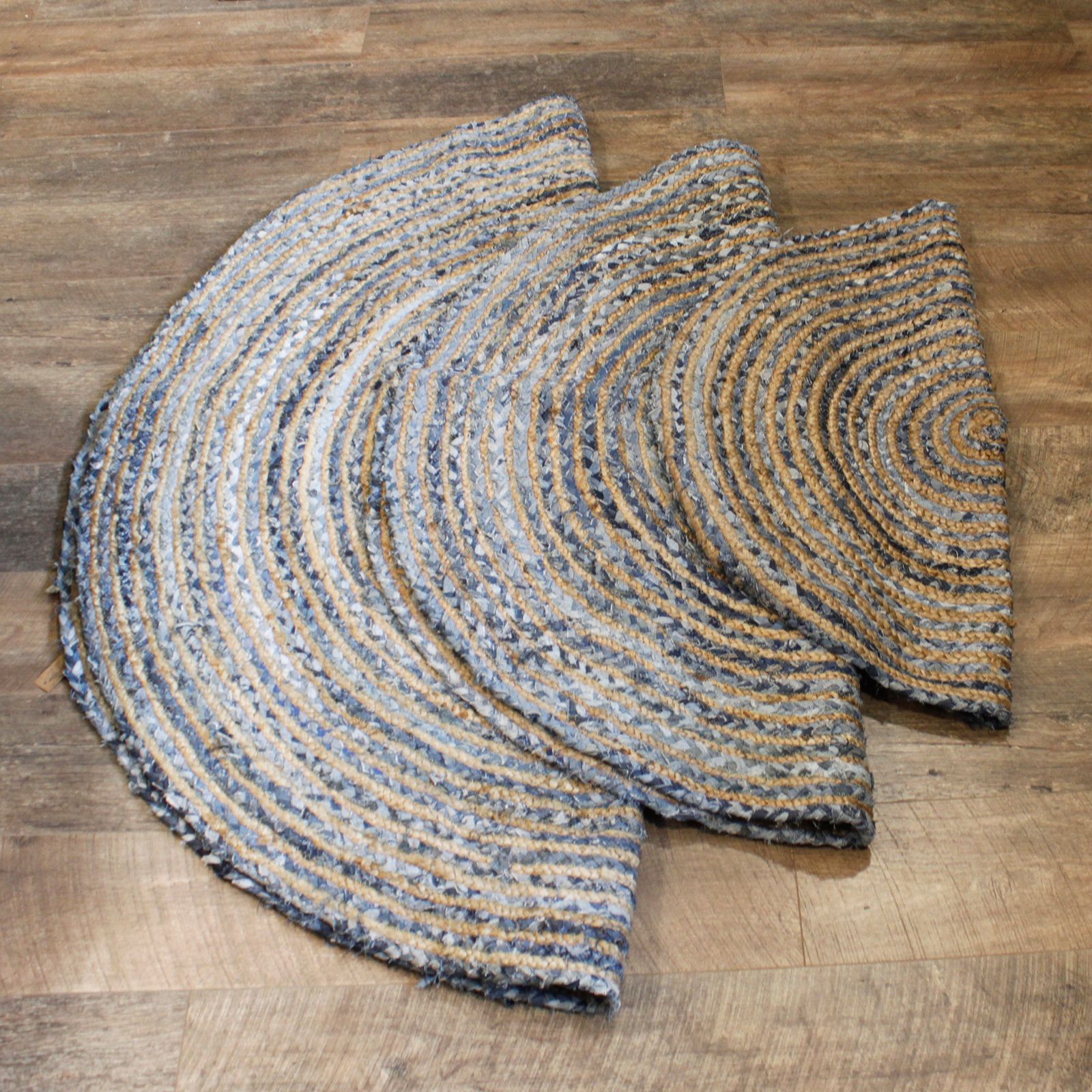 Round Jute and Recycle Denim Rug - 150 cm - Image 4