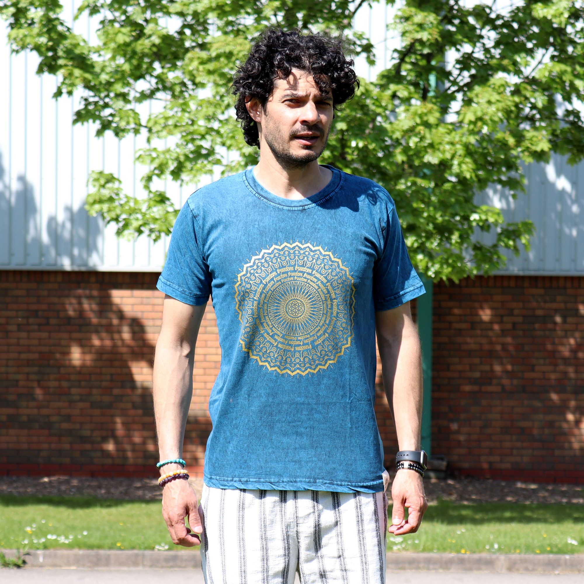 Medium Stone Washed T-Shirt - Mandala - Blue - Image 2