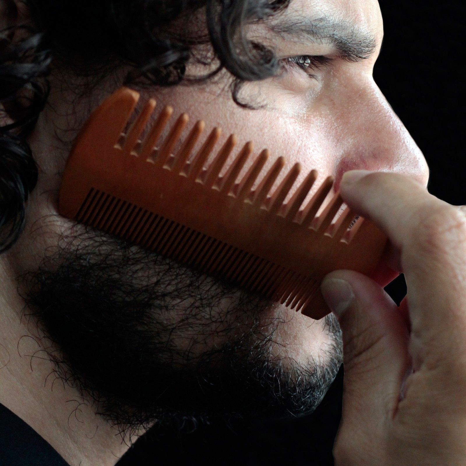 Two Sided Beard Comb - Image 5