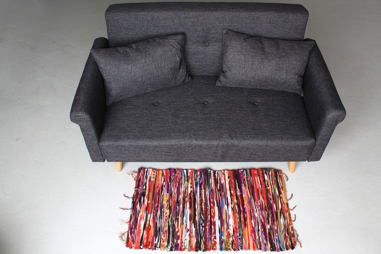 Small Velvet Rug - 50x90cm - Image 4